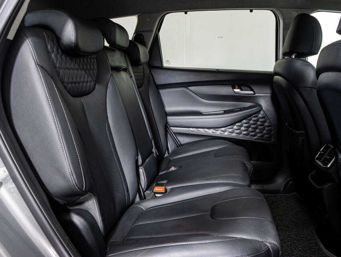 Купить Hyundai Santa Fe с пробегом. Фото: #13