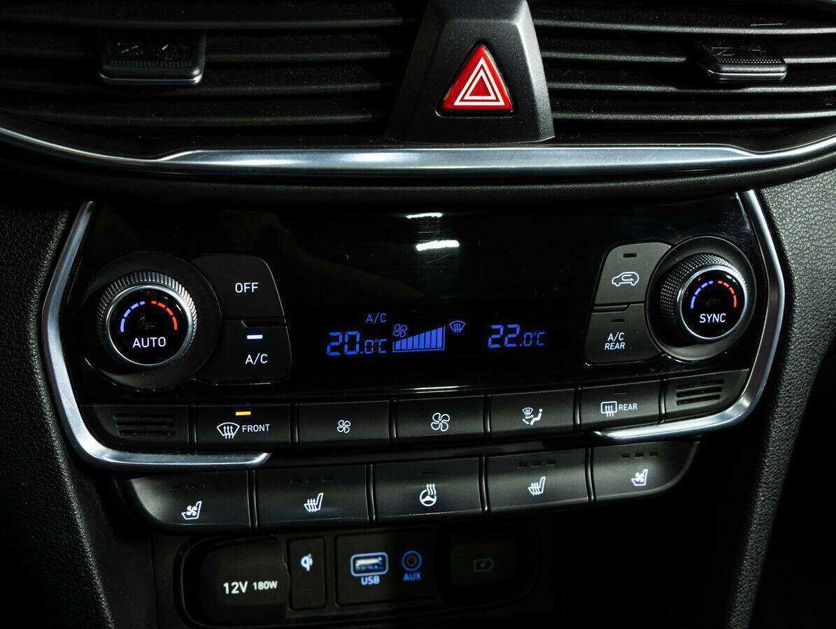 Купить Hyundai Santa Fe с пробегом. Фото: #17