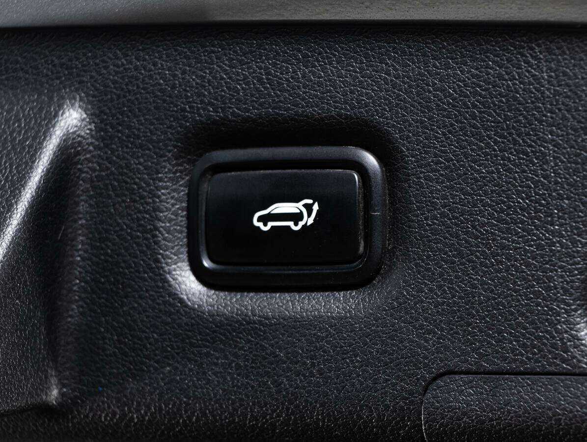 Купить Hyundai Santa Fe с пробегом. Фото: #22