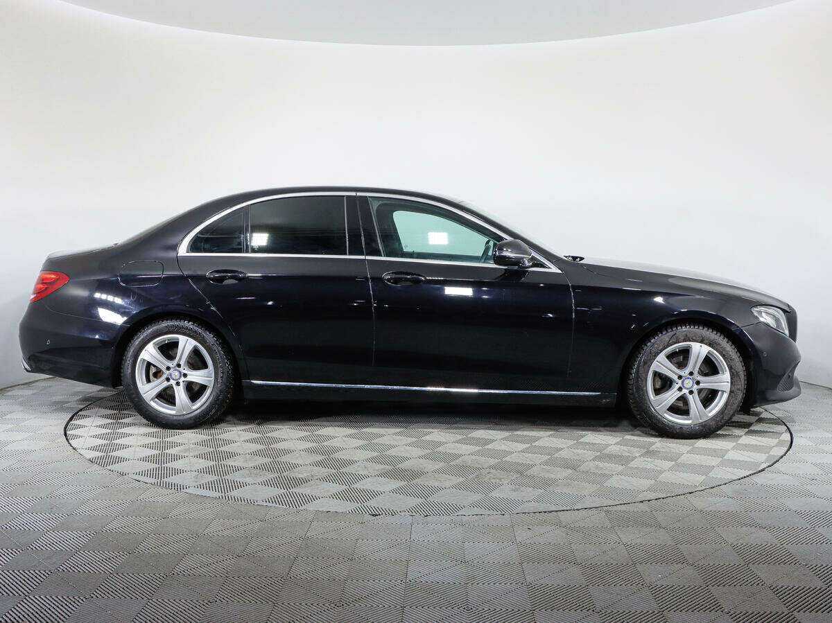 Купить Mercedes-Benz E-Класс с пробегом. Фото: #3