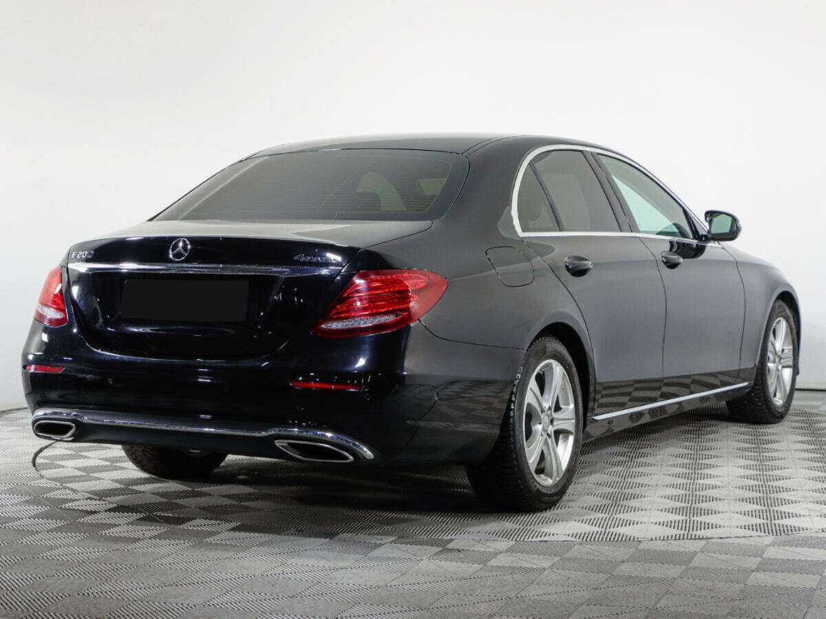 Купить Mercedes-Benz E-Класс с пробегом. Фото: #4