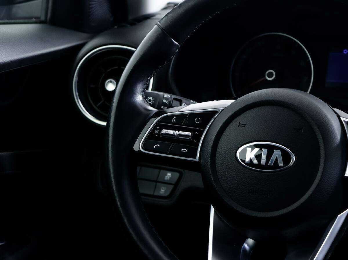 Купить Kia Cerato с пробегом. Фото: #12