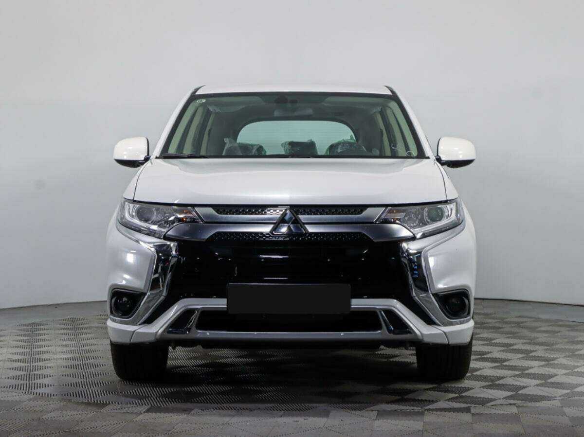 Купить Mitsubishi Outlander с пробегом. Фото: #1