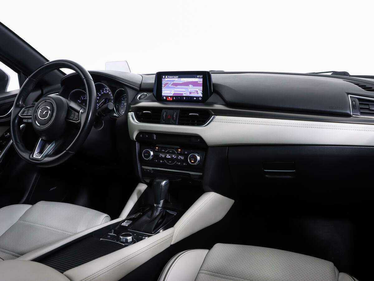 Купить Mazda 6 с пробегом. Фото: #8