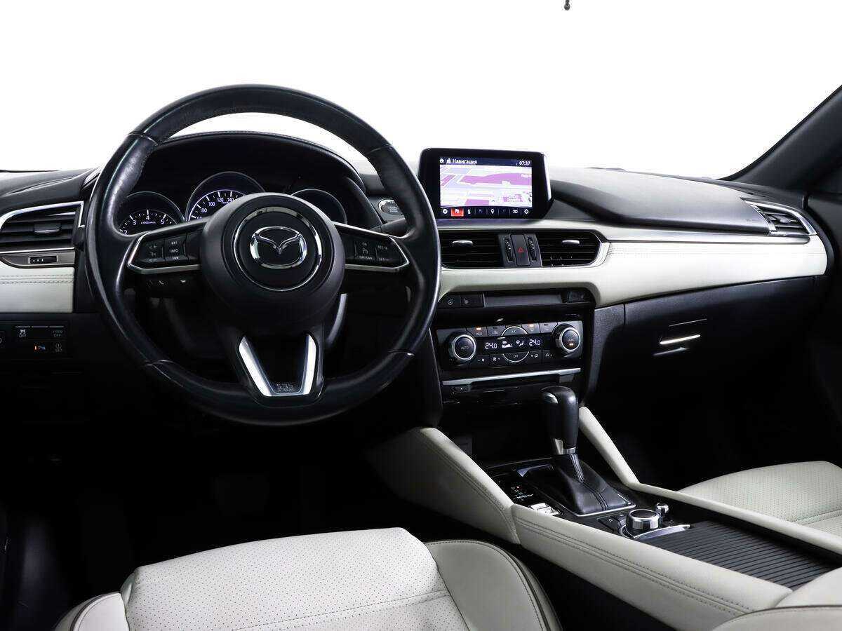 Купить Mazda 6 с пробегом. Фото: #10