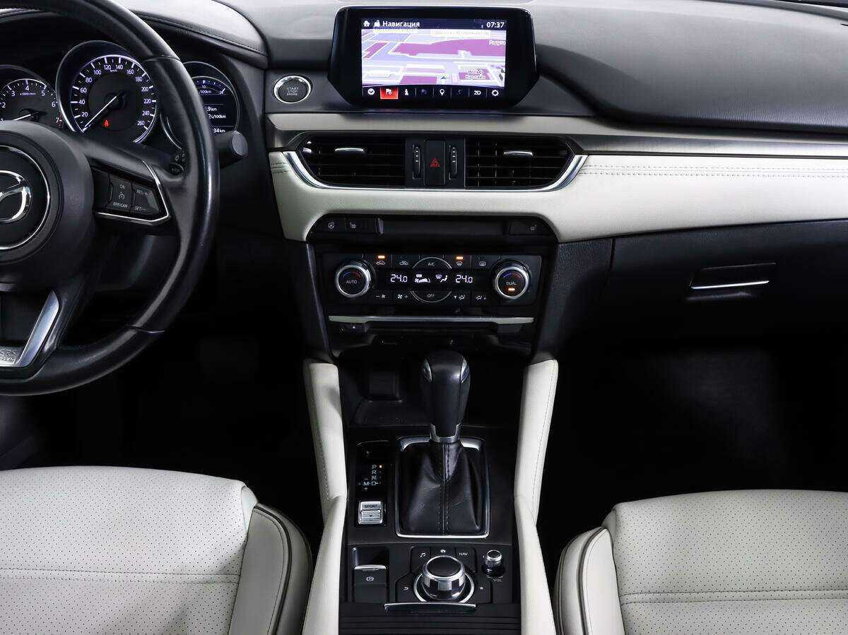 Купить Mazda 6 с пробегом. Фото: #14