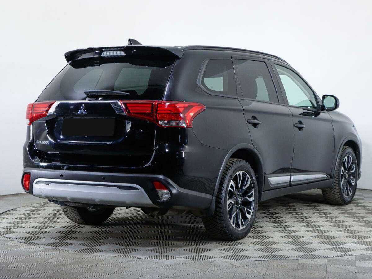 Купить Mitsubishi Outlander с пробегом. Фото: #4