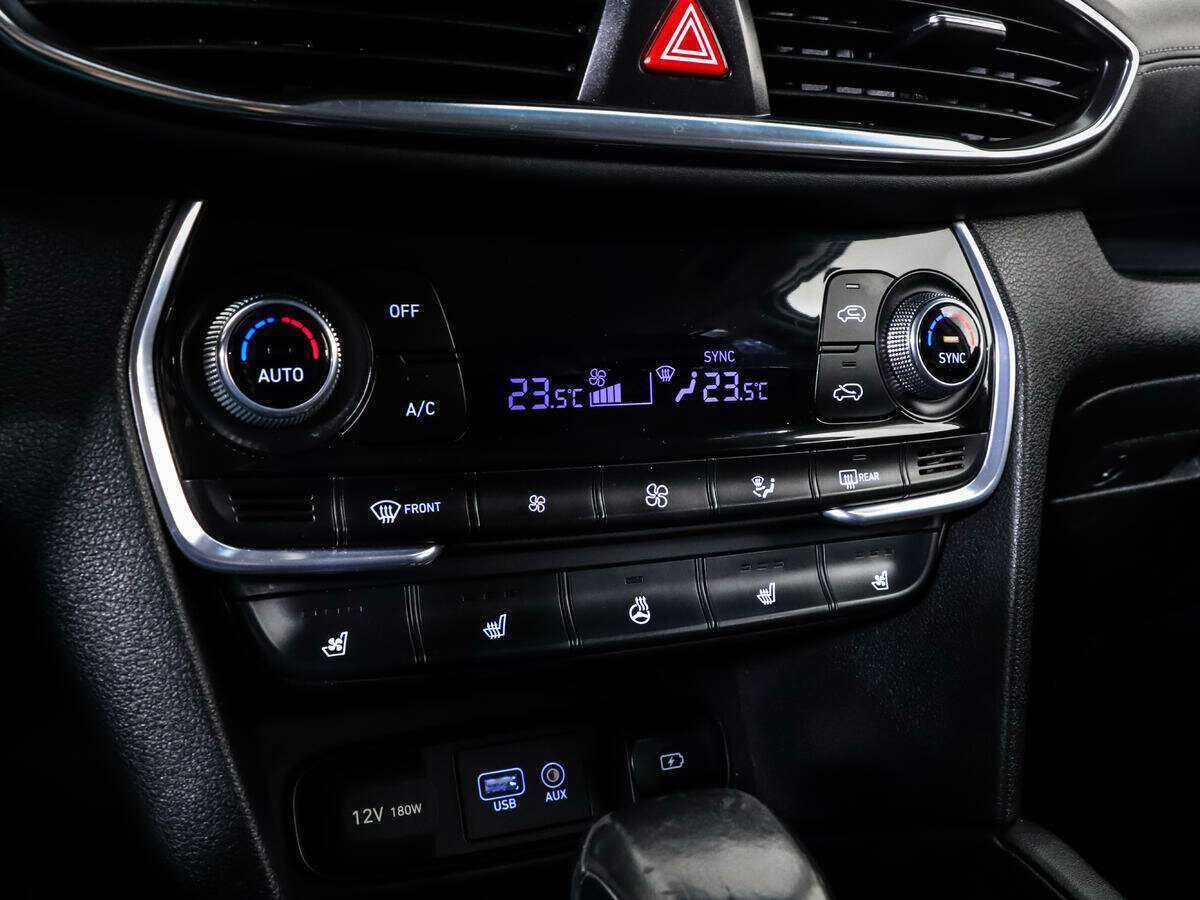 Купить Hyundai Santa Fe с пробегом. Фото: #18