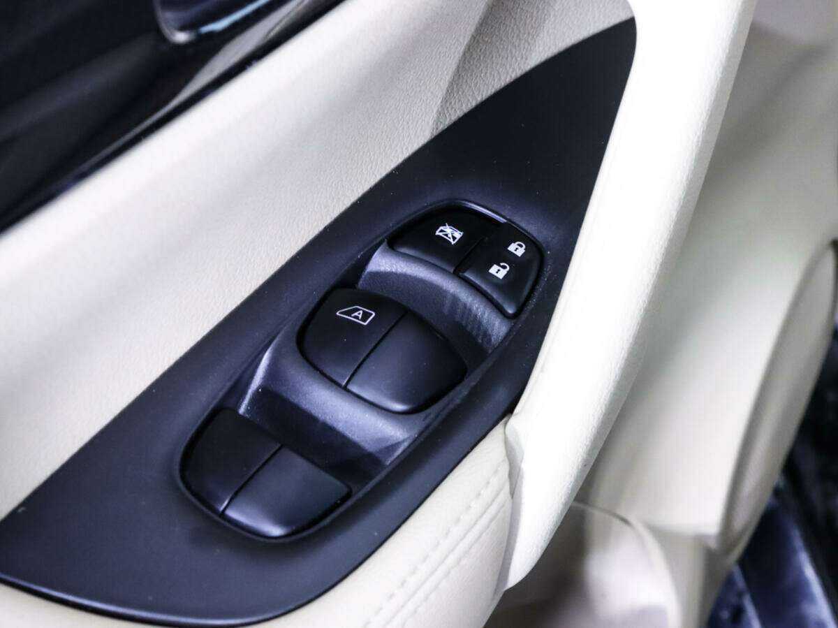 Купить Nissan X-Trail с пробегом. Фото: #14