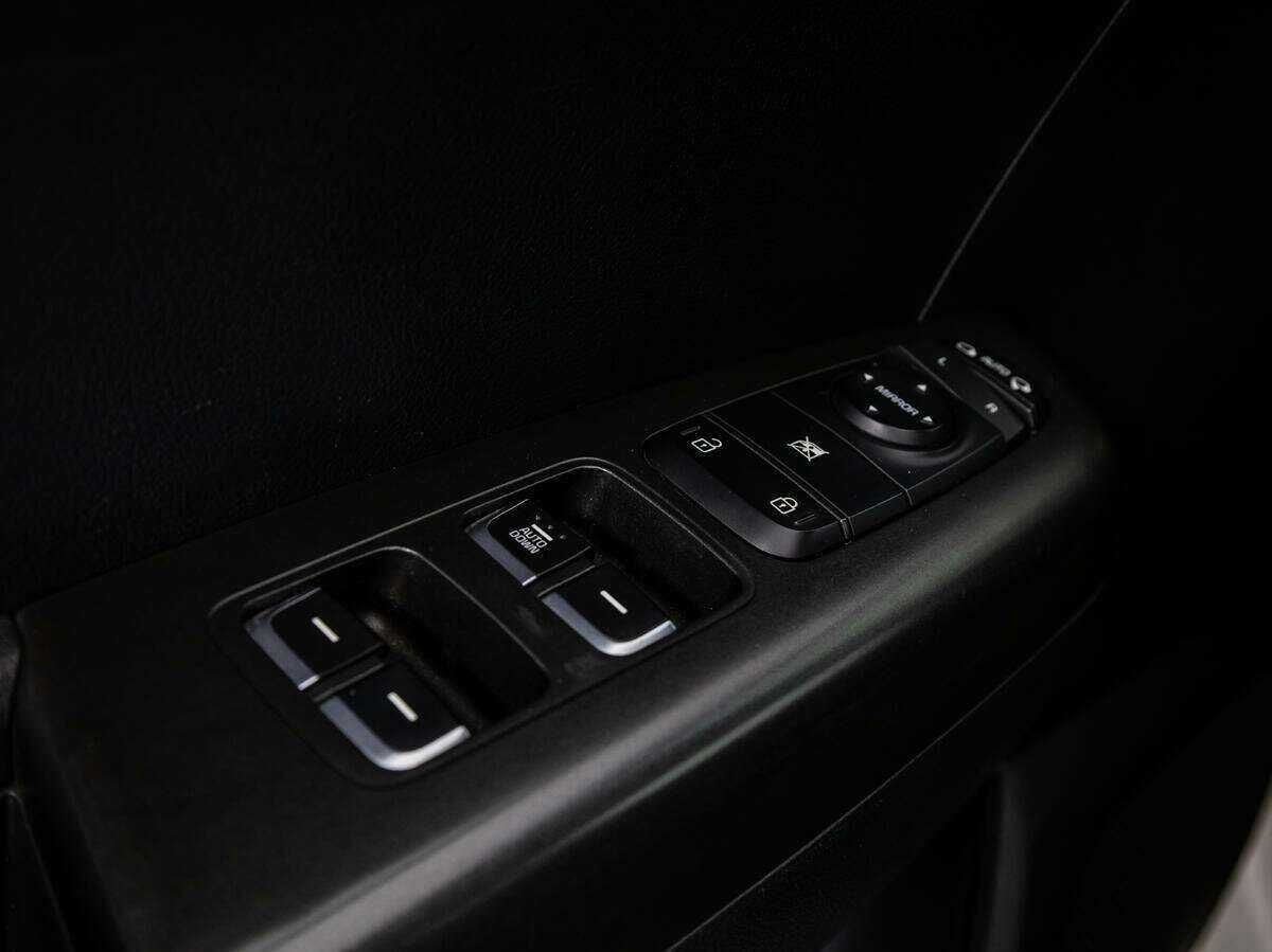 Купить Kia Sportage с пробегом. Фото: #16