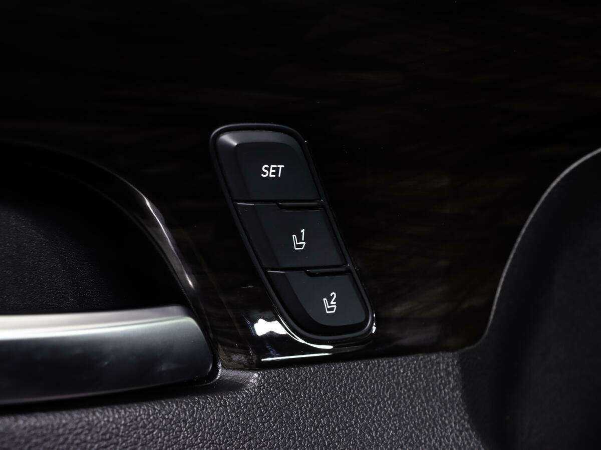 Купить Hyundai Santa Fe с пробегом. Фото: #17