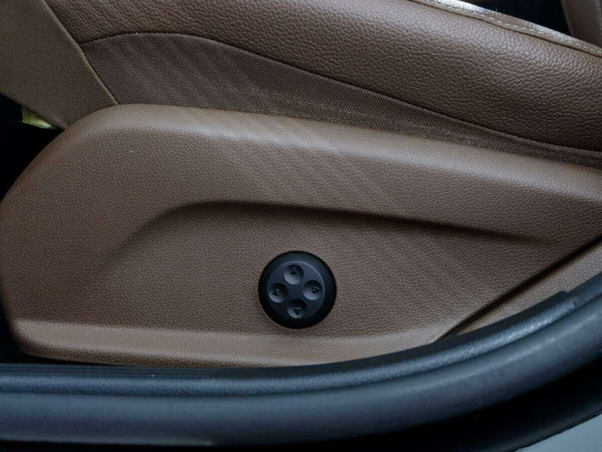 Купить Mercedes-Benz E-Класс с пробегом. Фото: #12