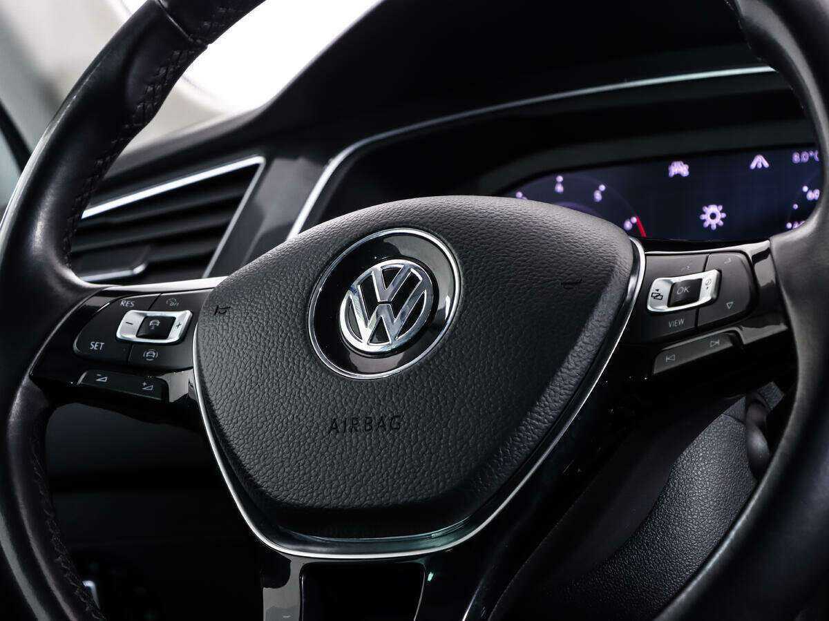 Купить Volkswagen Tiguan с пробегом. Фото: #10