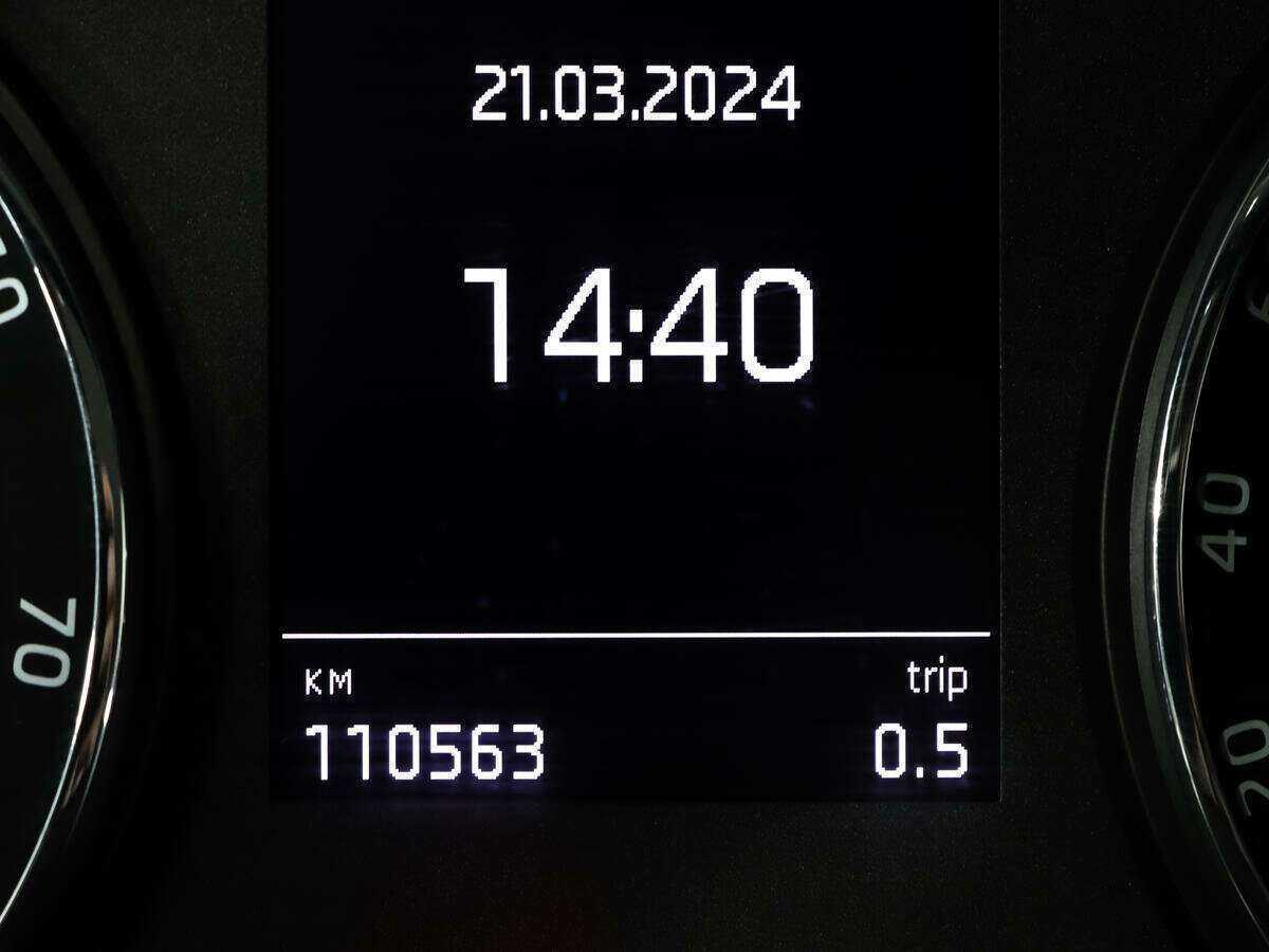 Купить Skoda Karoq с пробегом. Фото: #17