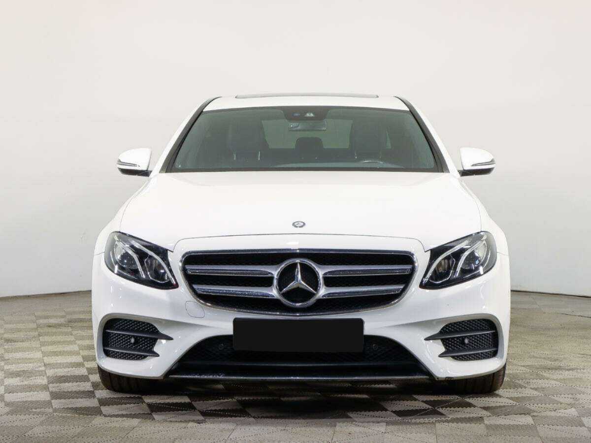 Купить Mercedes-Benz E-Класс с пробегом. Фото: #1