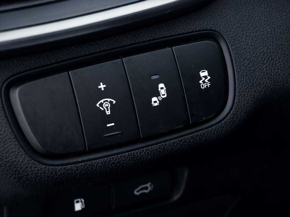 Купить Kia Sorento с пробегом. Фото: #14