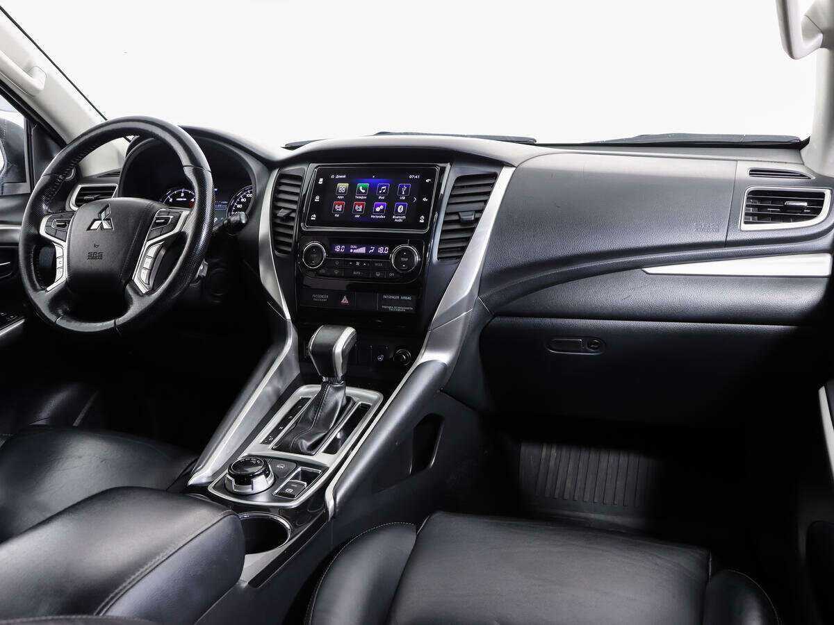 Купить Mitsubishi Pajero Sport с пробегом. Фото: #6
