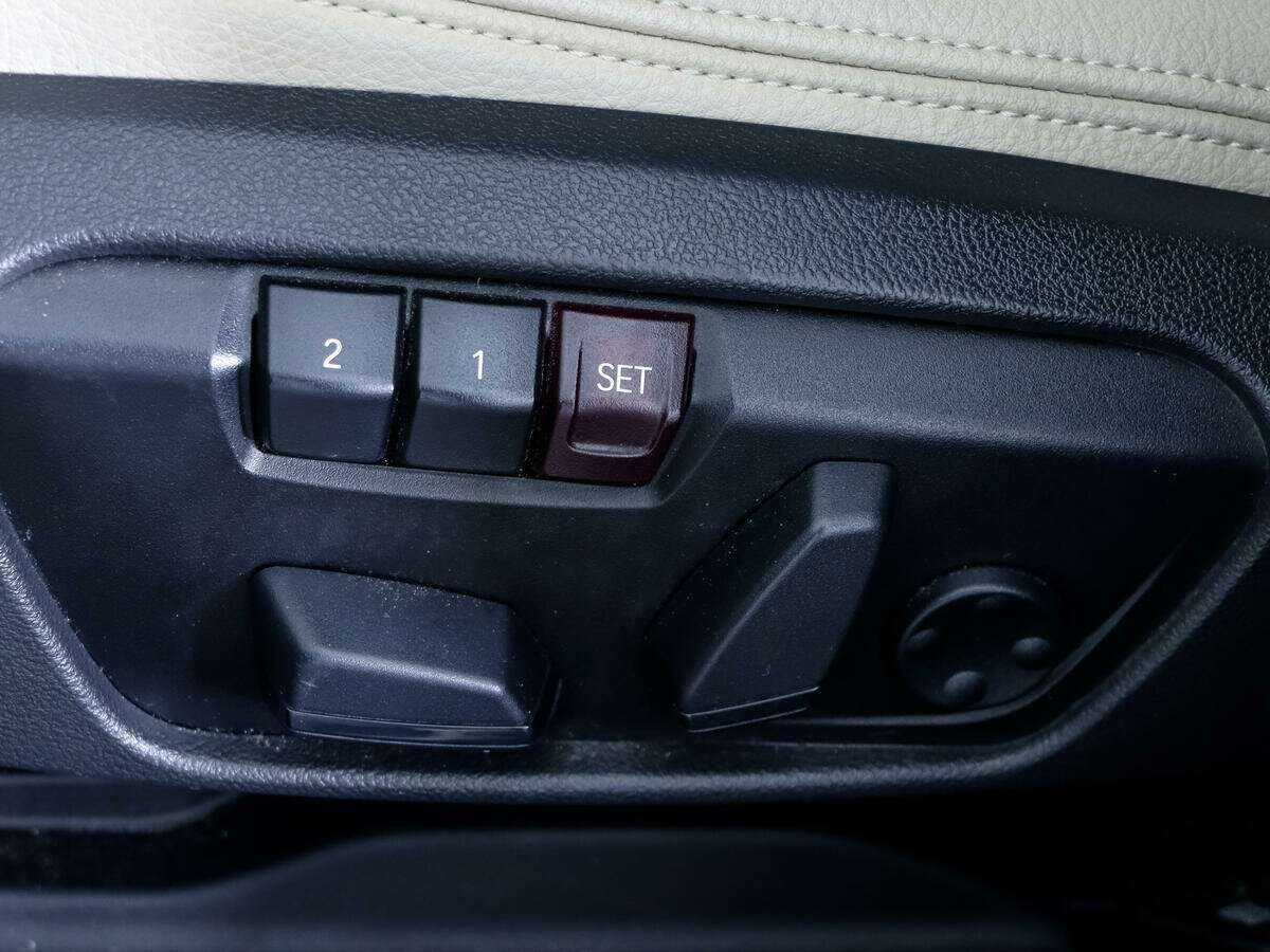 Купить BMW X1 с пробегом. Фото: #15