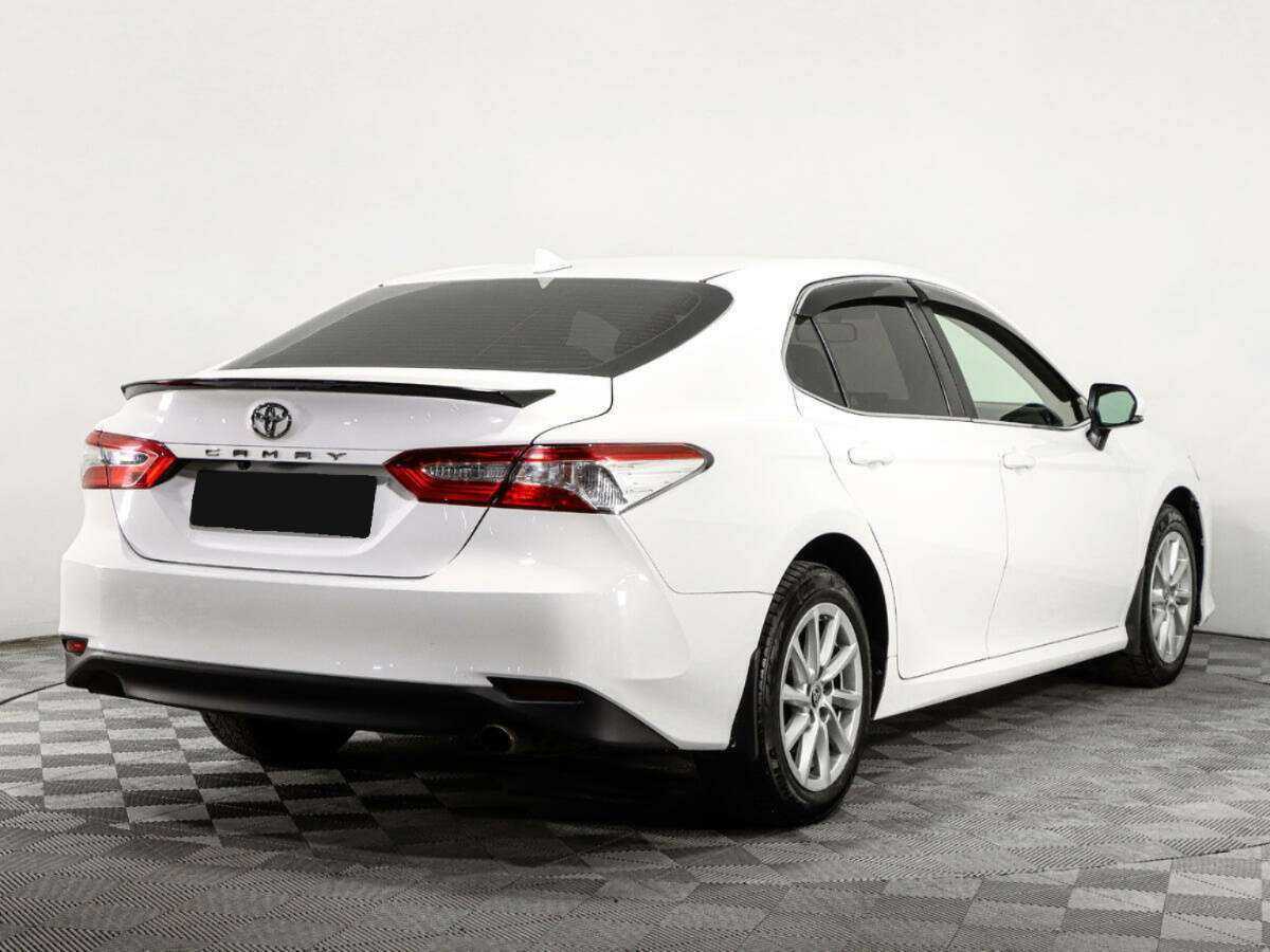 Купить Toyota Camry с пробегом. Фото: #3