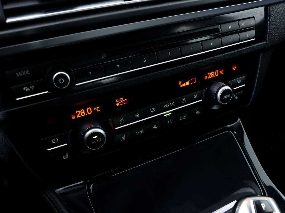 Купить BMW 5 серии с пробегом. Фото: #17