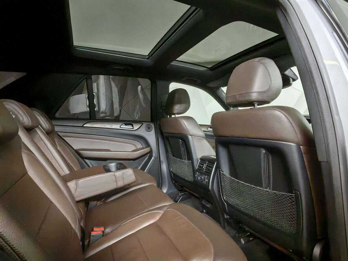 Купить Mercedes-Benz M-Класс с пробегом. Фото: #11