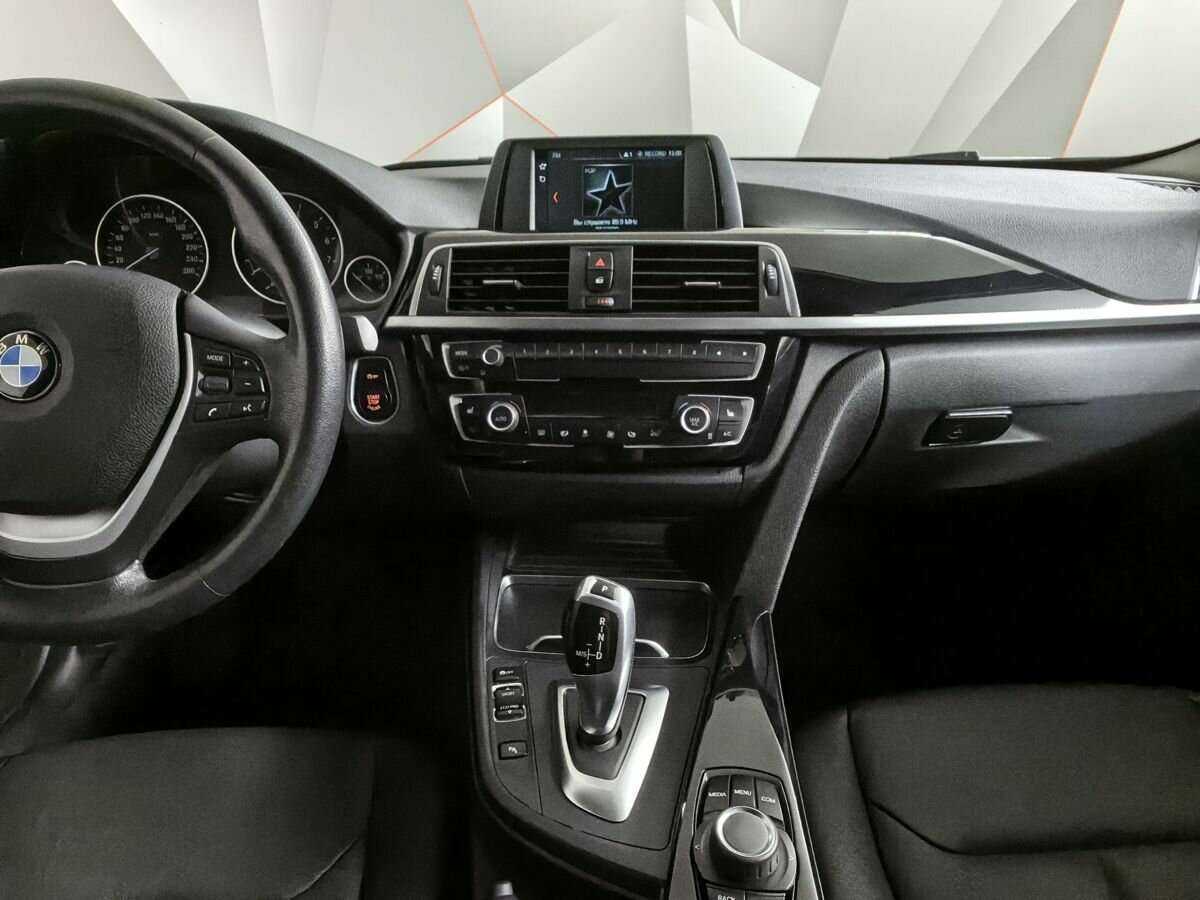 Купить BMW 3 серии с пробегом. Фото: #10