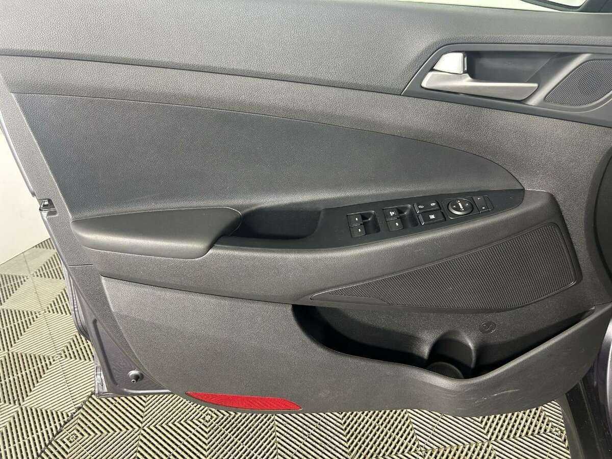 Купить Hyundai Tucson с пробегом. Фото: #7