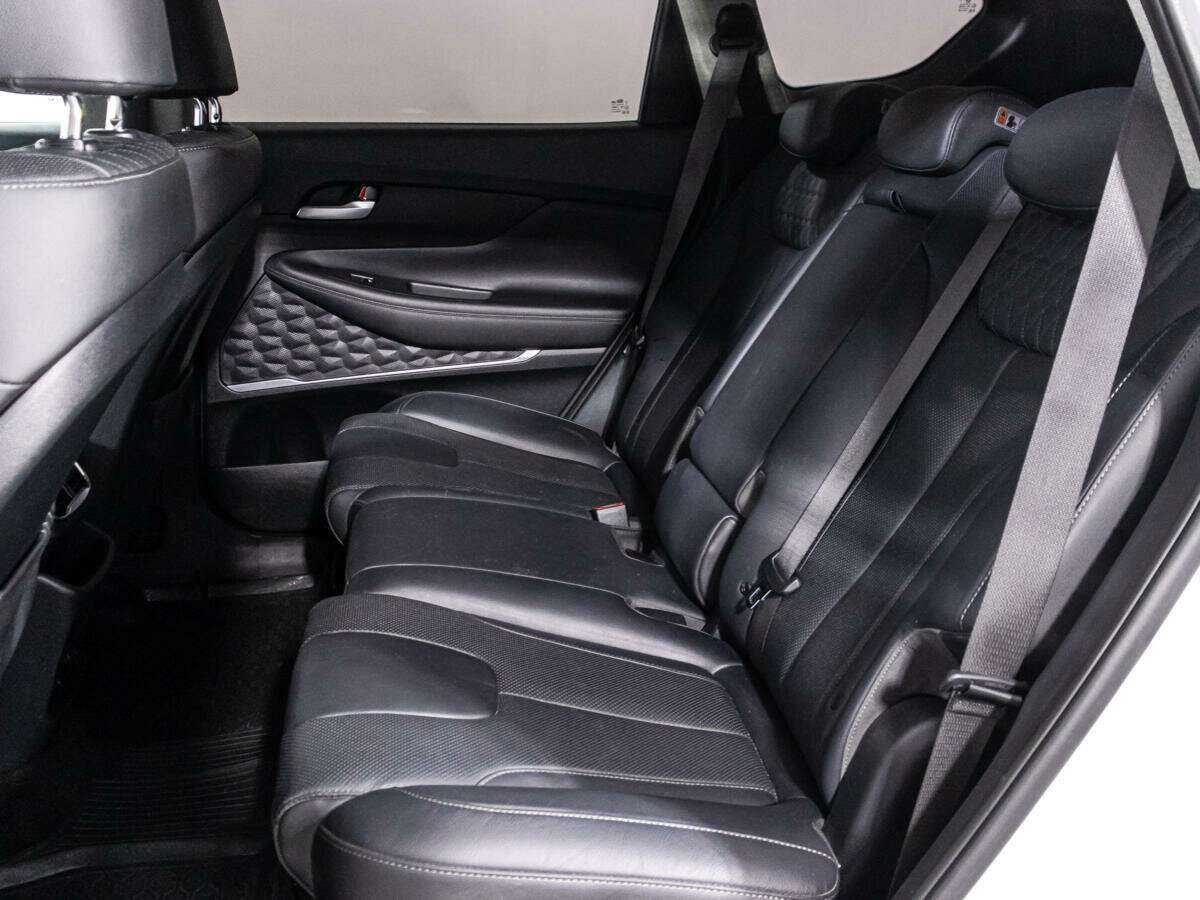 Купить Hyundai Santa Fe с пробегом. Фото: #12