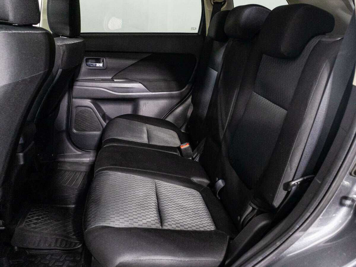 Продажа Б/У Митсубиши Оутлэндер. Фото: #9