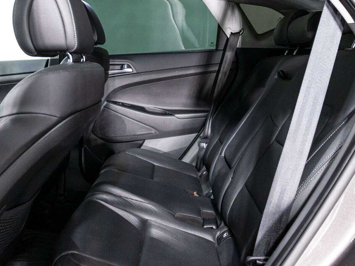 Купить Hyundai Tucson с пробегом. Фото: #9