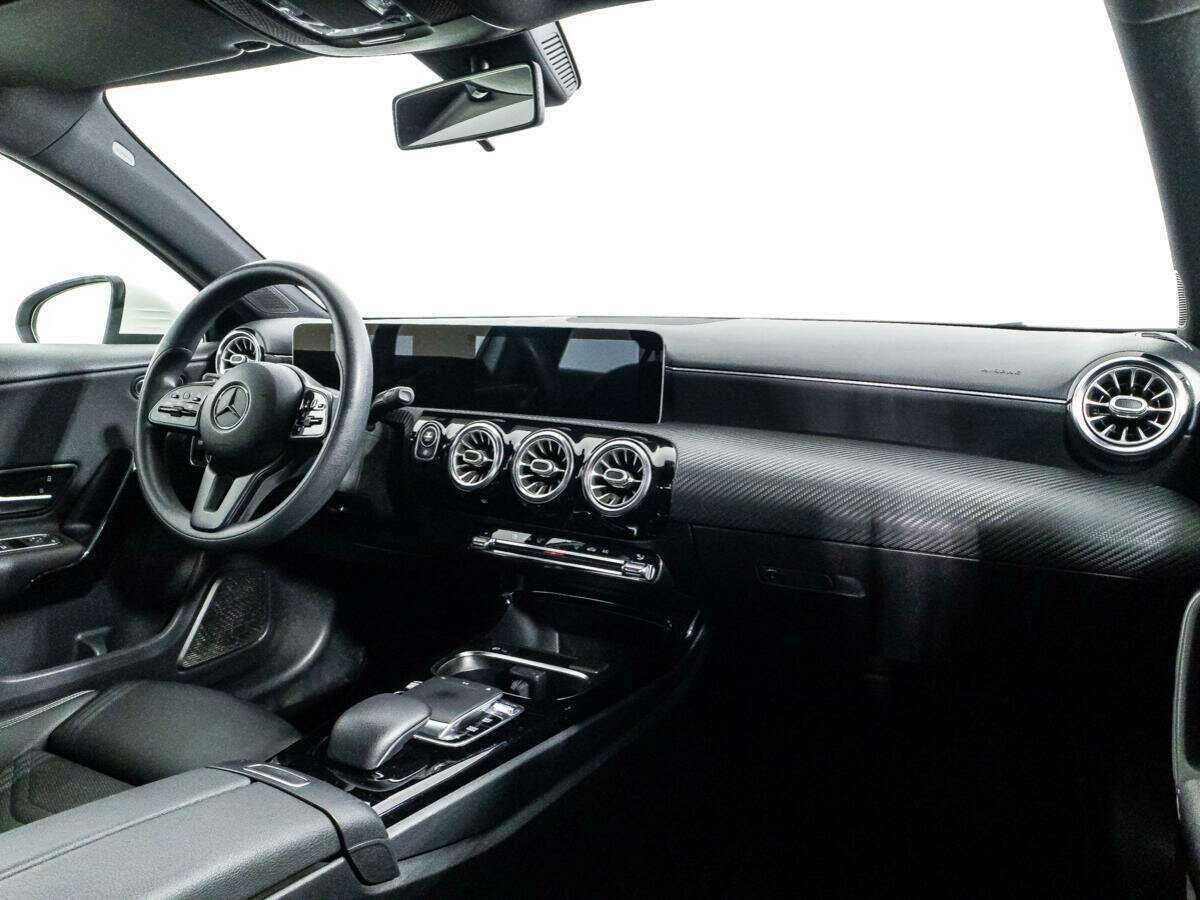 Купить Mercedes-Benz A-Класс с пробегом. Фото: #8