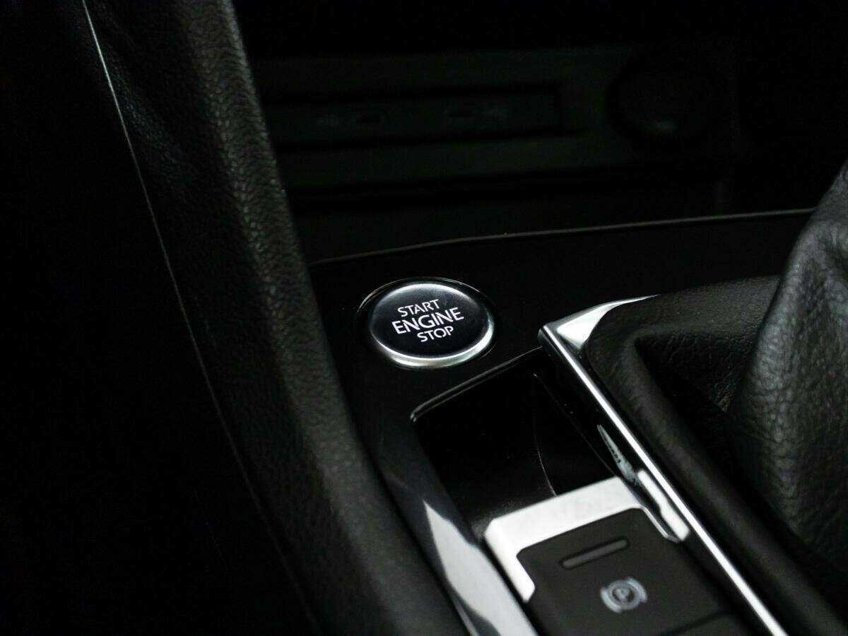 Купить Volkswagen Tiguan с пробегом. Фото: #16