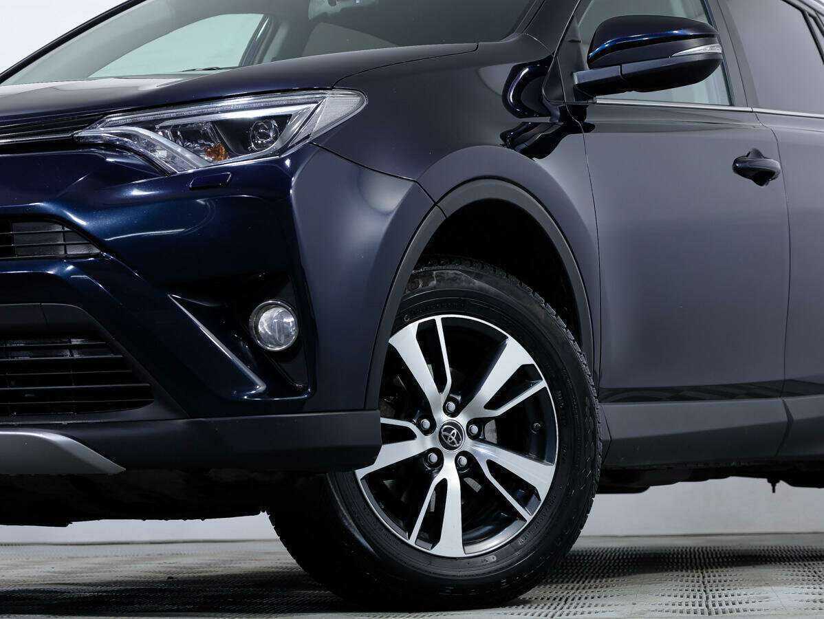 Купить Toyota RAV4 с пробегом. Фото: #15