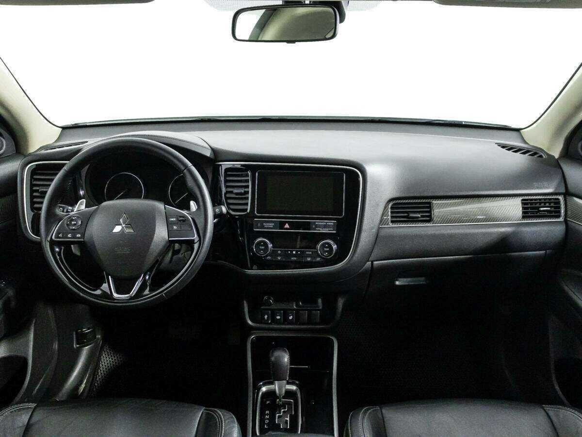 Купить Mitsubishi Outlander с пробегом. Фото: #12