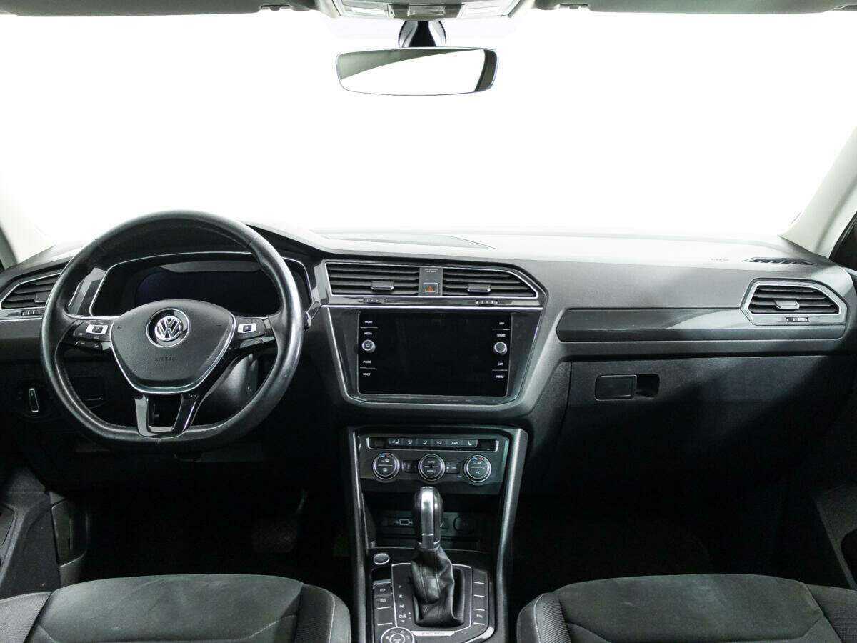 Купить Volkswagen Tiguan с пробегом. Фото: #12