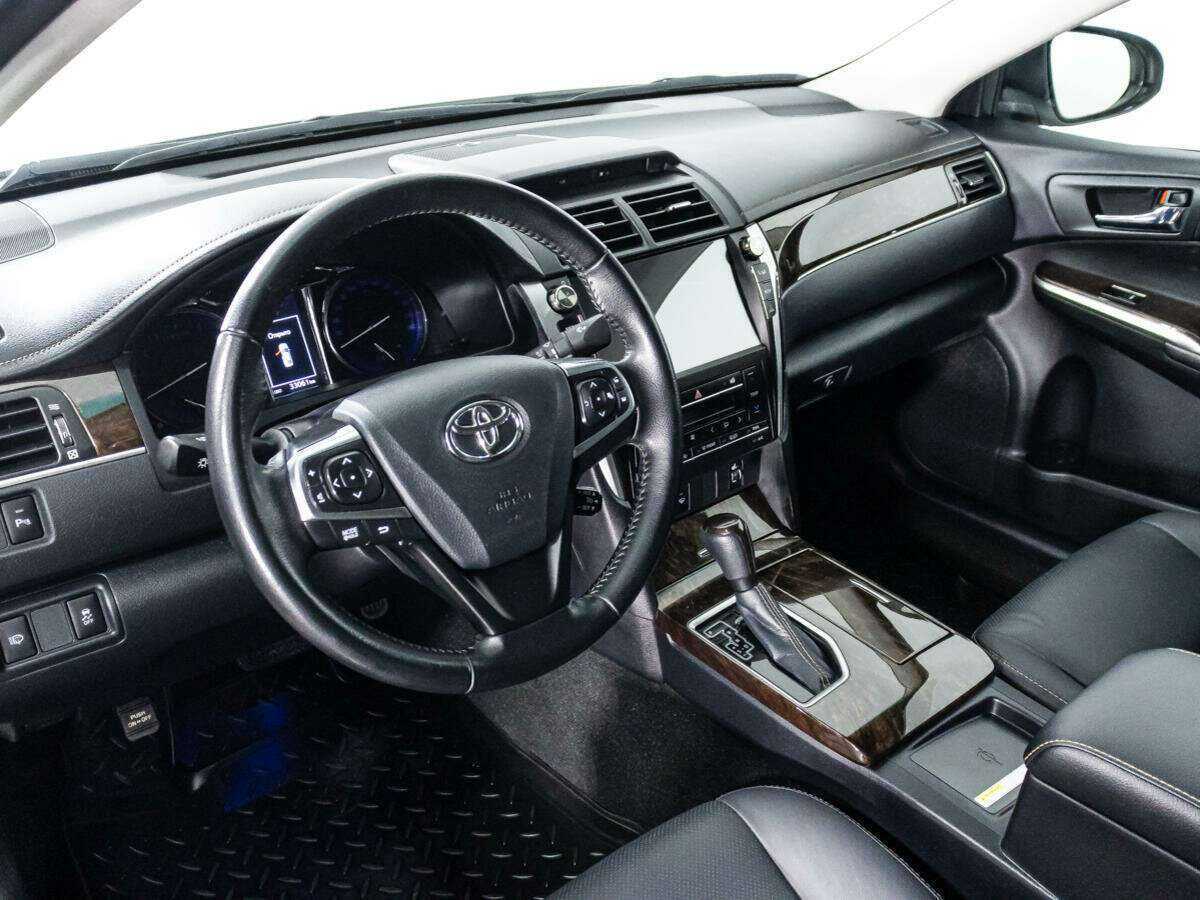Купить Toyota Camry с пробегом. Фото: #10