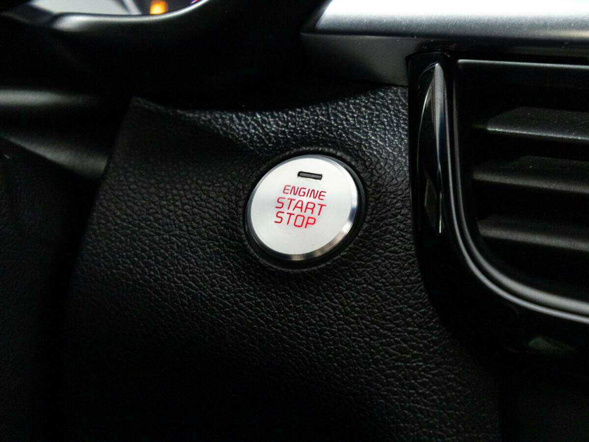 Купить Kia Optima с пробегом. Фото: #20