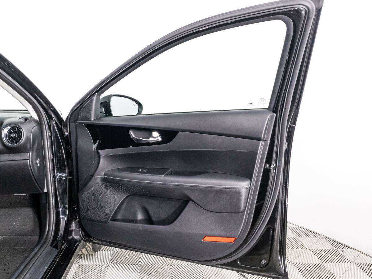 Купить Kia Cerato с пробегом. Фото: #27
