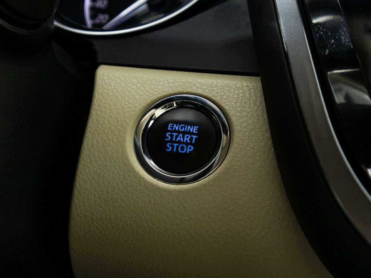 Купить Toyota Camry с пробегом. Фото: #21