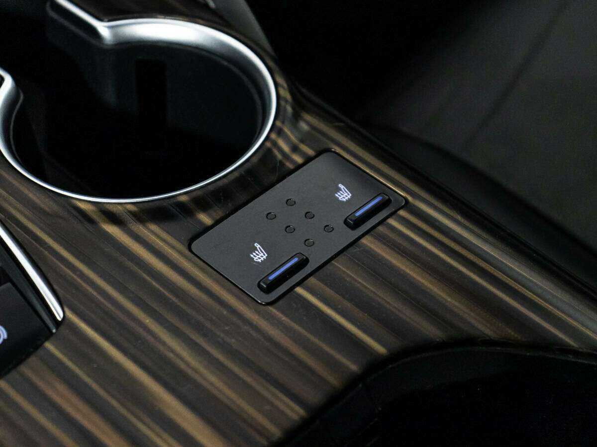 Купить Toyota Camry с пробегом. Фото: #15