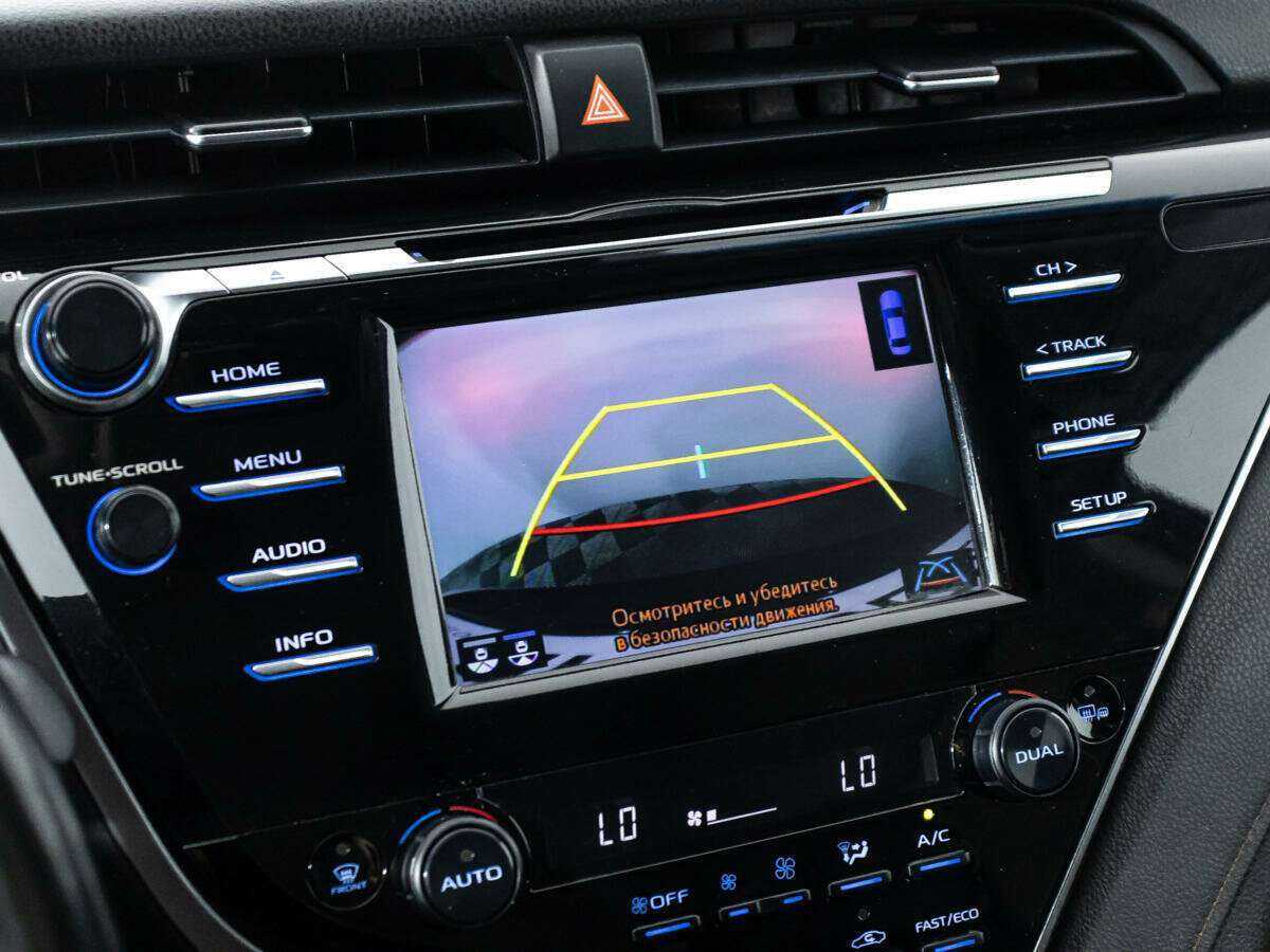 Купить Toyota Camry с пробегом. Фото: #16