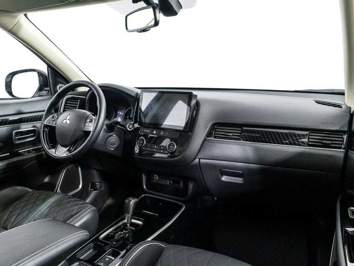 Купить Mitsubishi Outlander с пробегом. Фото: #7