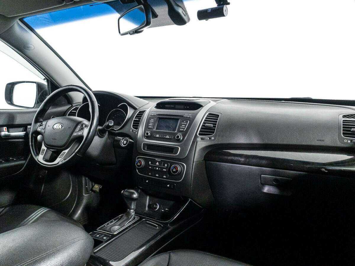 Купить Kia Sorento с пробегом. Фото: #8