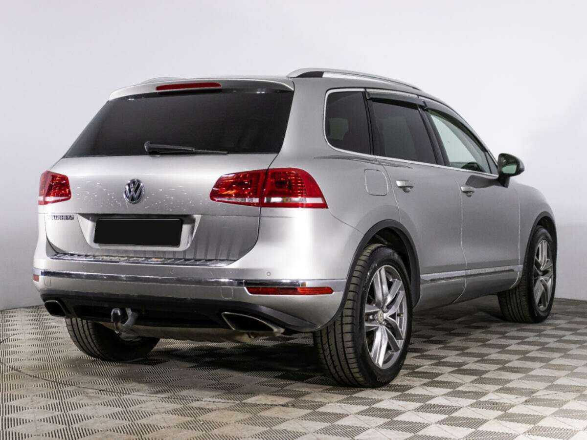 Купить Volkswagen Touareg с пробегом. Фото: #3