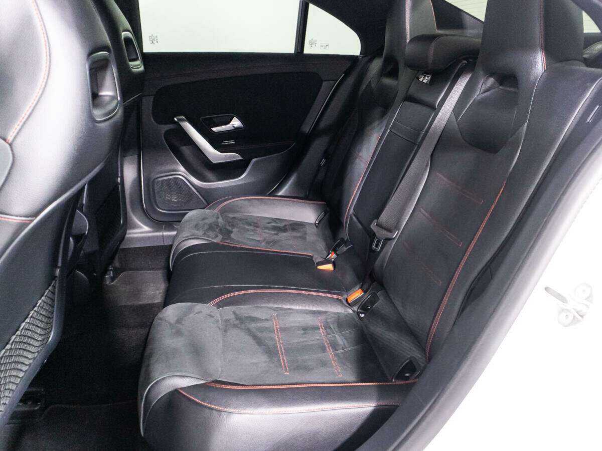 Купить Mercedes-Benz CLA с пробегом. Фото: #9