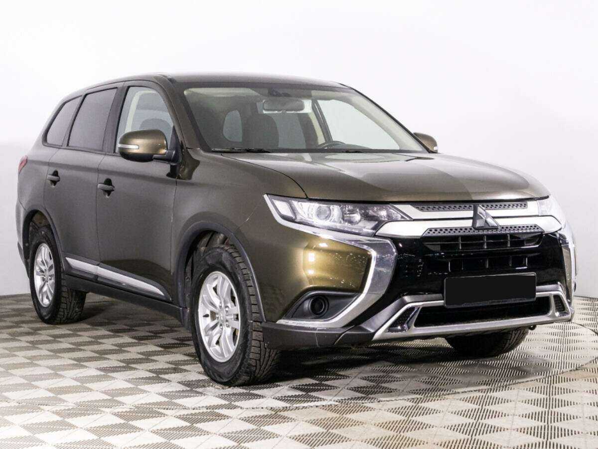 Купить Mitsubishi Outlander с пробегом. Фото: #2