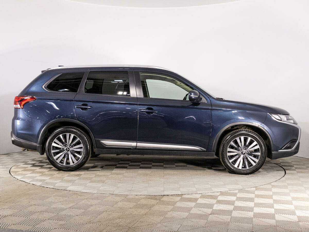 Купить Mitsubishi Outlander с пробегом. Фото: #3