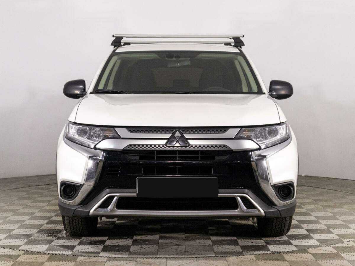 Купить Mitsubishi Outlander с пробегом. Фото: #1
