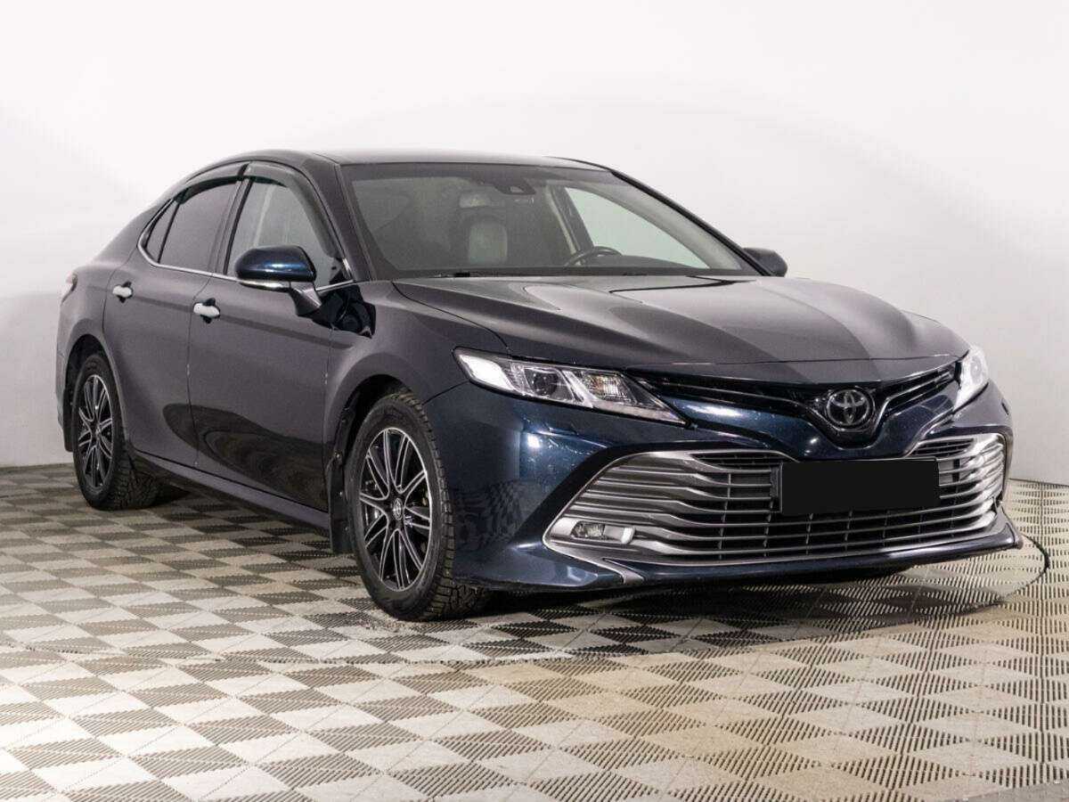 Купить Toyota Camry с пробегом. Фото: #2