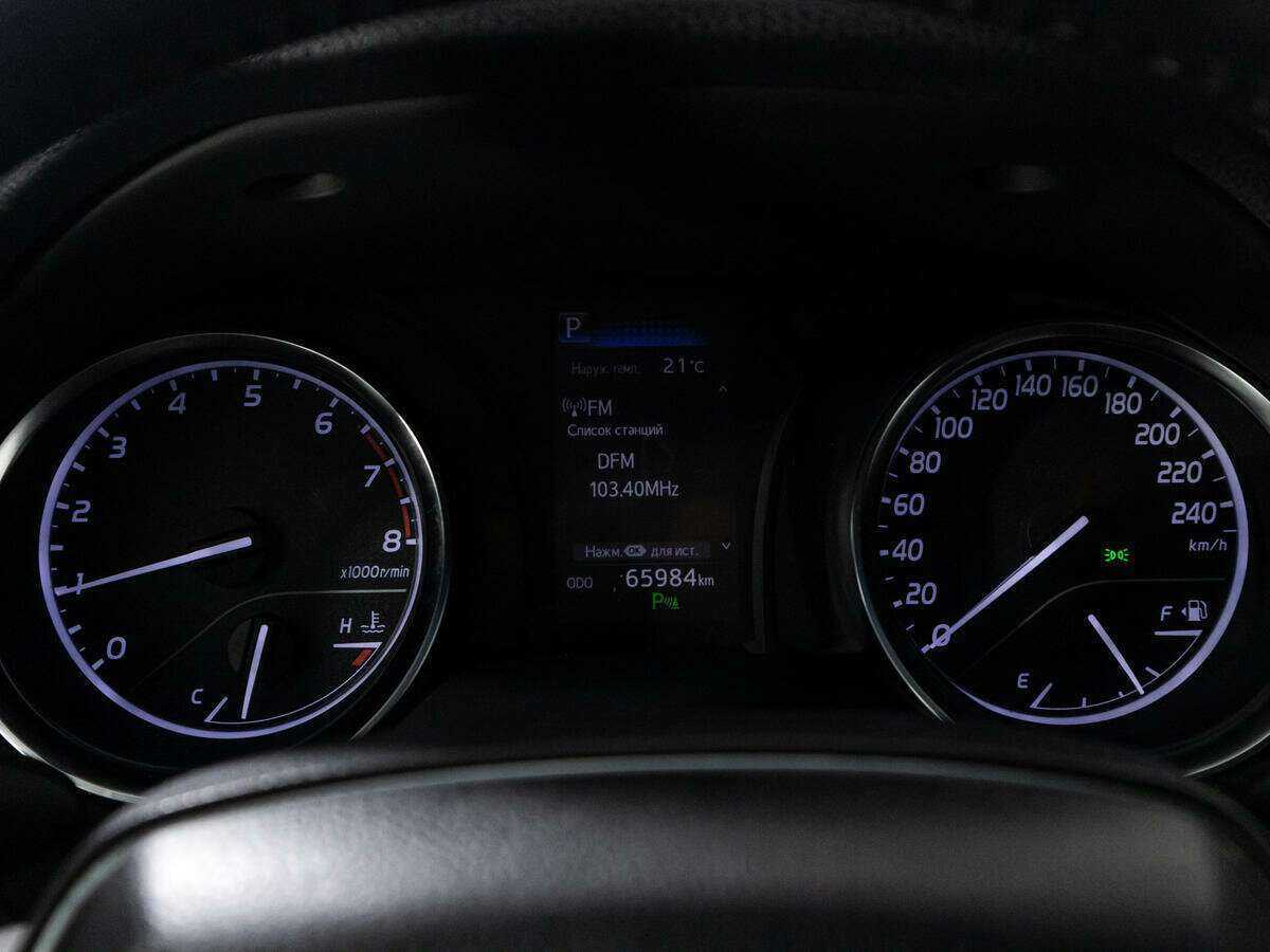 Купить Toyota Camry с пробегом. Фото: #11